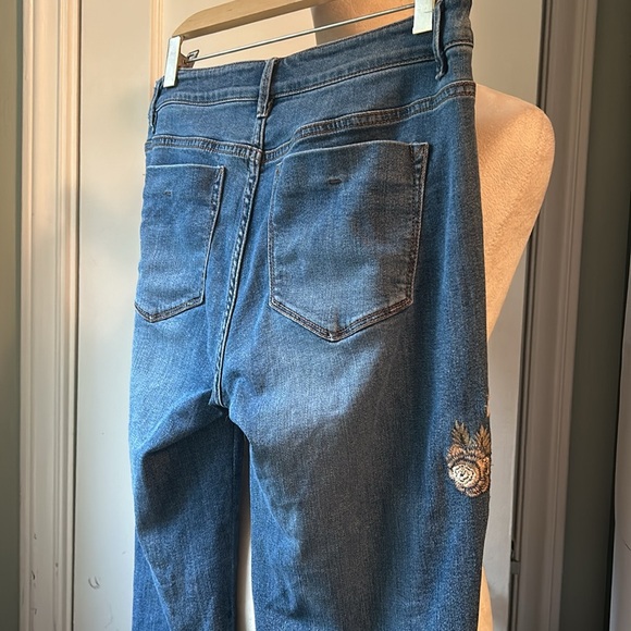 J.Jill 6 Weekender Straight Leg - Picture 3 of 15